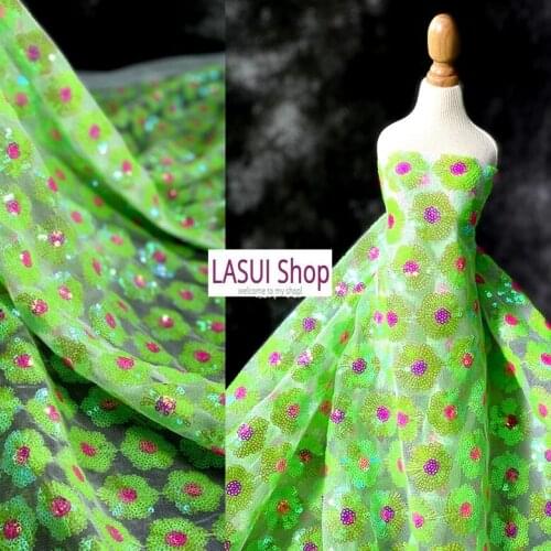 LASUI 1Yard NEW 2021 Shining green flower embroidery sequins mesh fabric fashion designer fabric DIY dress X0740