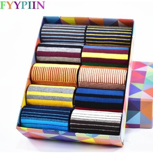 2020 Mens Socks Spring and Summer Fashion couple socks Color Striped and Last Design Style Cotton Summer Womens Socks Mens