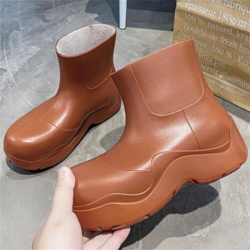 New Brand Women Rain Boots Waterproof Rubber Shoes Ladies Rainboots Slip On Women Casual Thick Bottom Ankle Boots All Season