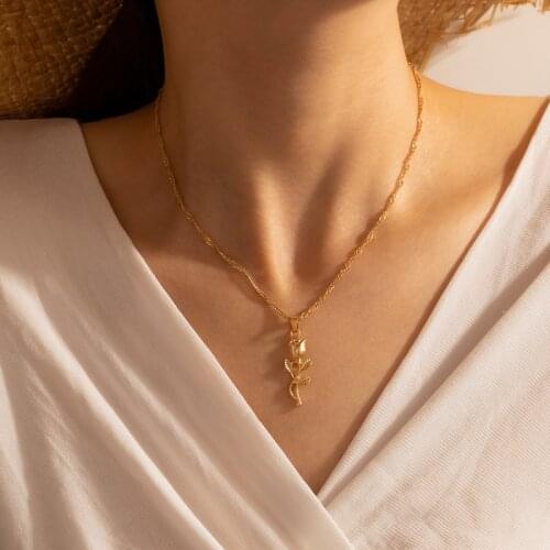 HuangTang Vintage Rose Flower Pendant Necklace for Women Long Chain Charm Simple Clavicle Chain Trendy Jewelry Valentines Day