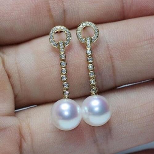 Gorgeous 18k pair of 10-11 south sea round white pearl dangle earring