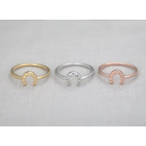 New Arrival Fashion Unique Horseshoe Rings jewelry Mix Color High Quality For Women