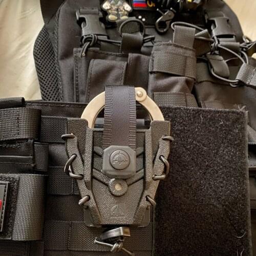 Molle PA66 Nylon Quick Out Tactical Molle Handcuff Case Pouch Tool Key Phone Holder Bag Universal Waist Pockets