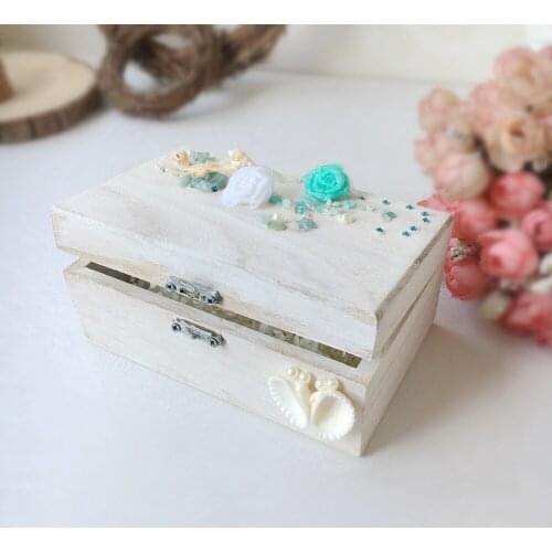 Beach Wedding Wooden Ring Box Personalized Chic Beach Wedding Decor Natual Sea Shells Bridal Ring Box Ring Holder