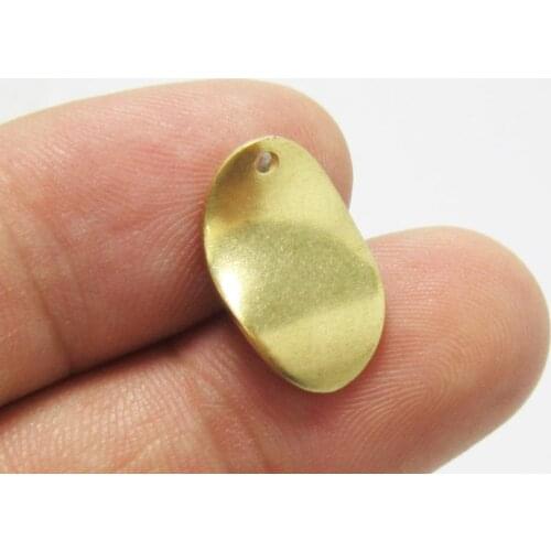 Brass charm Brass earrings findings 18x11.6x0.85mm wavy oval pendant Geometric findings -20pcs R1325