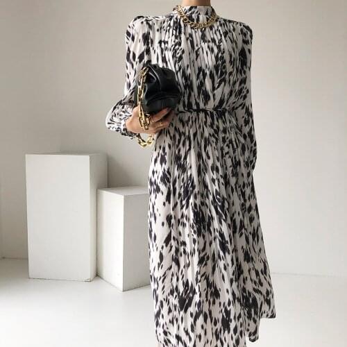 2021 New Fashion Stand Collar Full Lantern Sleeve Dress Elegant Hit Color Female Lace-up Ink Printed Pleated Midi Loose Vestidos