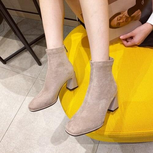 2020 winter style square head suede thick heel womens boots Korean fashion boots square head bare boots anti slip short boots