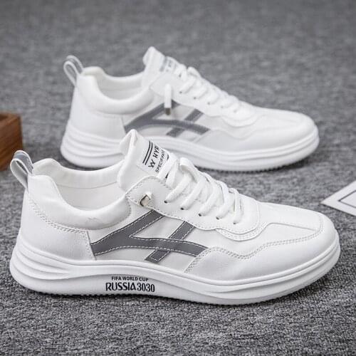Spring and autumn new mens shoes, lightweight, comfortable, versatile casual shoes, breathable mesh, trendy white shoes