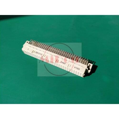 013183 European socket connector dinpin curved foot female seat 4X32P