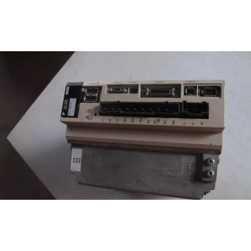 Brand New Yaskawa AC 220V Servo Drive SGDV-3R5D11A Powerful Servo Drive