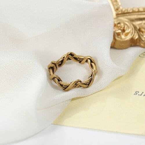 European and American retro jewelry with open hollow fashion simple personality twisted copper ring for girls gift wholesale