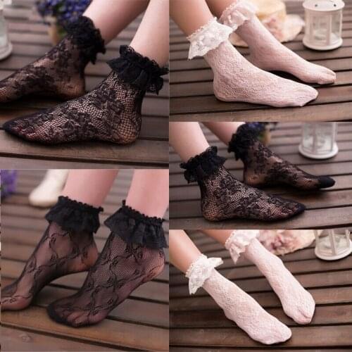 Summer Hot Sexy Lace Floral Socks Ladies Lace Ruffle Soft Pleats Elastic Fishnet Short Ankle Socks Black White