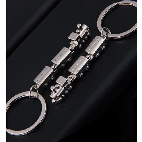 2019 New Fashion Mini Train Model Alloy Keychains Metal Keyring Creative Key Fob Car Pendant Bag Charm For Men And Women