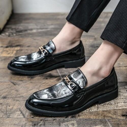 Mens Leather Loafers Fashion Italy Party Tassel Moccasins Slip-On Boat Shoes Classic Business Suits Formal Wedding Shoes