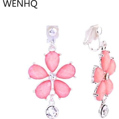 WENHQ New Arrival Flower Shape Clip on Earrings Without Pierced for Women Fashion Luxury Ear Clip Cuff Earrings Jewelry Gift