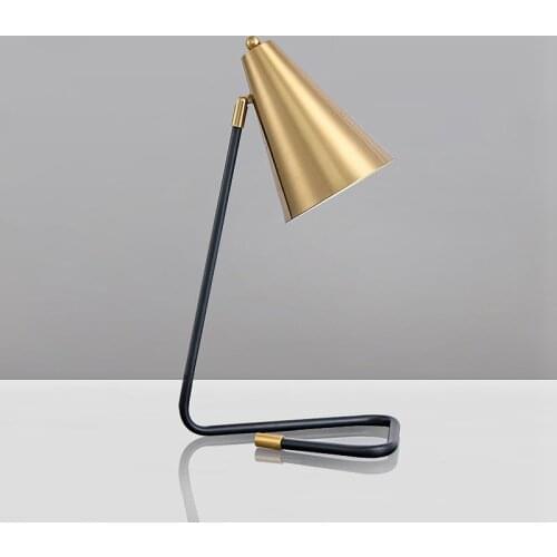 Modern simple design iron table lamp for living room study bedroom bedside lighting decorative table lamp