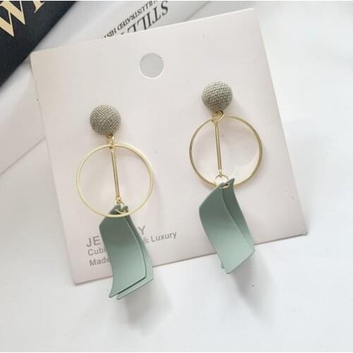 Han Guodong Damon qiu dongs temperament woman fairy stud earrings long curved earring ear clip C728 metal ring