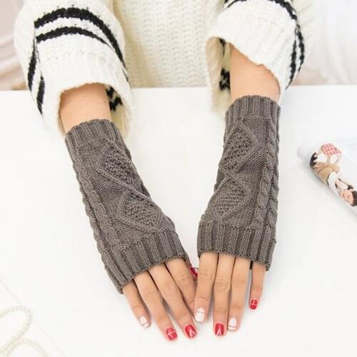 New Fashion Ladies Solid Fingerless Knit Mitten Women Short Gloves Winter Arm Warmer