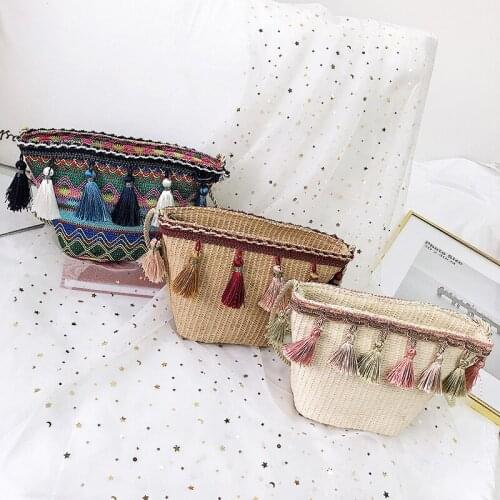 Straw Beach Bag 2021 New Shoulder Bag Womens Small Bag Holiday Leisure Woven Tassel Bucket Bag