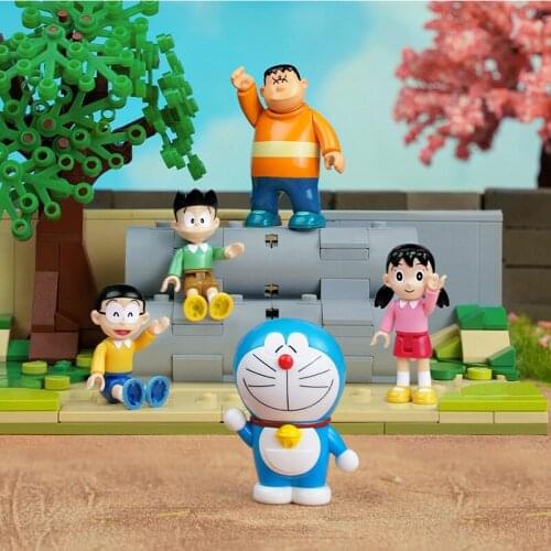 2021 new classic anime Doraemon restoration cement pipe open space scene model building block toy building block girl boy toy