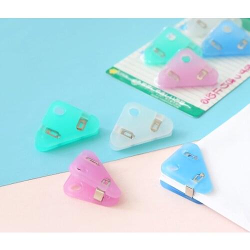 10pcs Scrapbooking Albums Menus Folders Corner Protectors Plastic Triangle Clip Color Note Folder File Clip Protect Book Corner