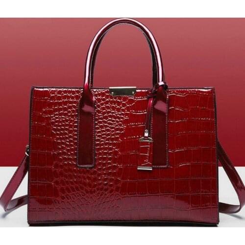 HISUELY WOMEN Leather Handbag Shoulder Bag Luxury Alligator Composite Bag Simple Large Capacity Handbag Female Shopping Bag