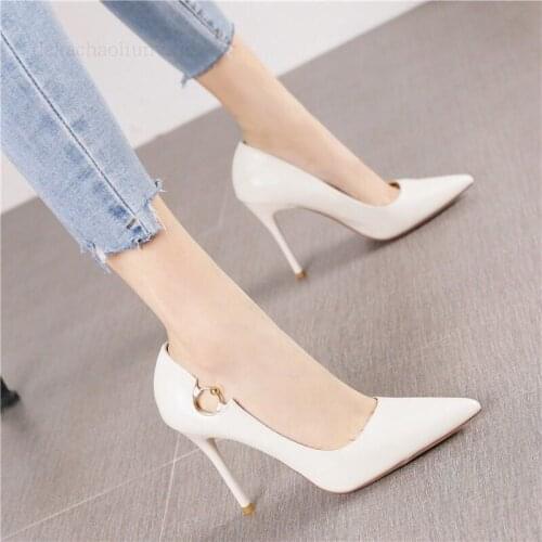 European and American fashion pointy sexy stilettos spring 2020 new female Joker girl white shoes summer
