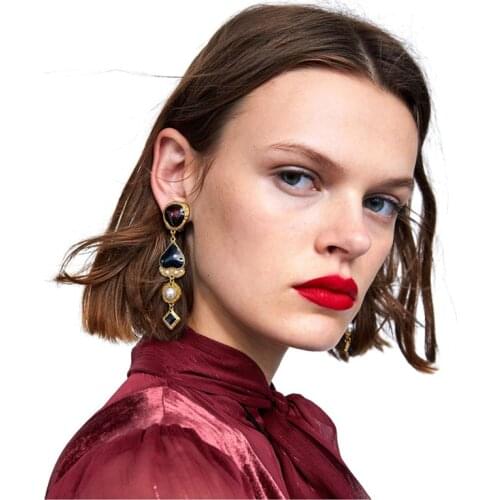 Fashion Luxurious Elegant Long Drop Earrings Vintage Heart-Shaped Pearl Zircon Earrings Woman Party Wedding Jewelry Accessories