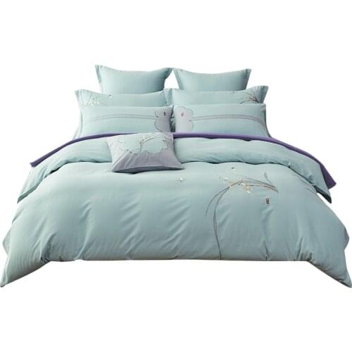 Caiyitang 4 pieces smooth soft silk like bedding set flower embroidery bed quilt cover luxurious concise style duvet cover set