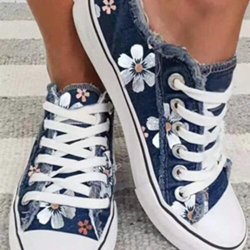 Women Floral Sneakers 2021 All Season Classic Retro Ladies Denim Fabric Lace Up Casual Canvas Shoes Outdoor Large-Sized Flatswg7