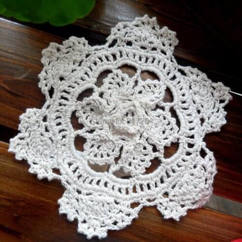 Free shipping 12 pic/lot fashion cotton crochet lace doilies for wedding button coaster palcemat felt for table decor potholder