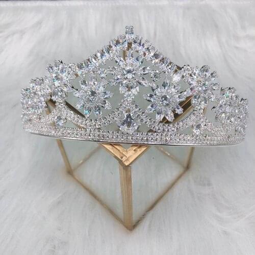 Wedding atmosphere crown headdress bridal headdress Rhinestone Crystal headdress bridal party crown Wedding Hair Ornament