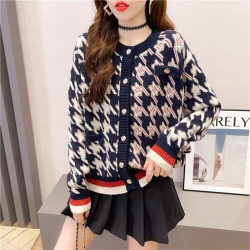 Womens knitted cardigan autumn/winter 2021 new long-sleeved round neck houndstooth sweater womens fashion casual