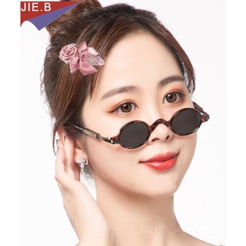 2020 new personality round frame elderly sunglasses color changing reading glasses men and women business glasses