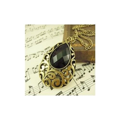 Retro fantasy black drop necklace Sweater Chain Women Fashion Jewelry 2019 Wholesale Presents