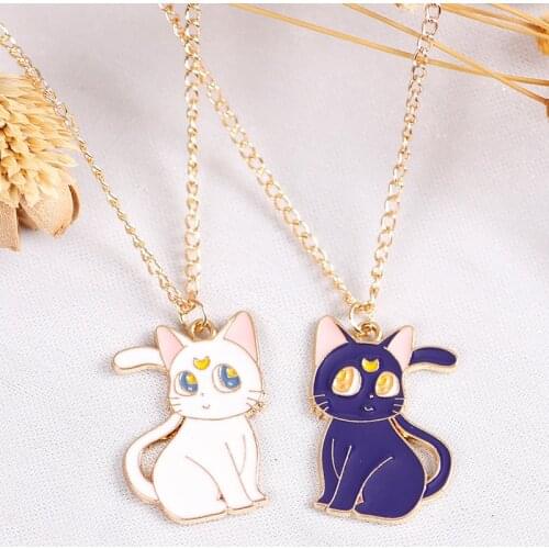 Yungqi Cute Boho Female Animal Cat Pet Necklace Enamel White Black Cat Pendant Necklace For Women Statement Chain Choker Jewelry