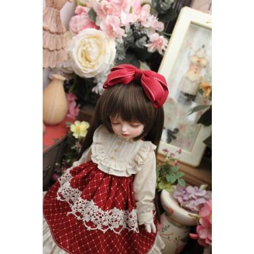 BJD Doll clothes suitable for 1-3 1-4 1-6 size fashionable dress red plaid skirt headwear doll accessories