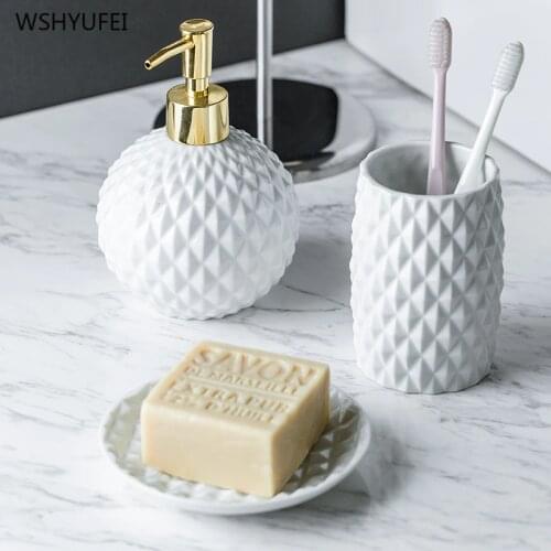 European embossed white ceramic bathroom set cleaning home bathroom toothbrush holder soap liquid soap dish mouth cup bath ware