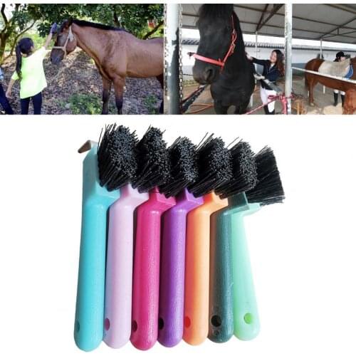 Horseshoe Scrub Horse Hoof Tool Wear-resistant Compact Plastic Horse Grooming Horseshoe Brush for Professional Use
