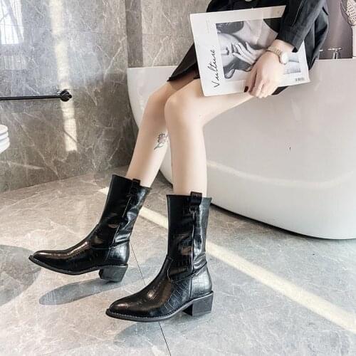 Women Short Plush Snow Boots Ladies Winter Warm Non Slip Ankle Boots Female Faux Fur Outdoor Casual Short Boot Solid New Fashion