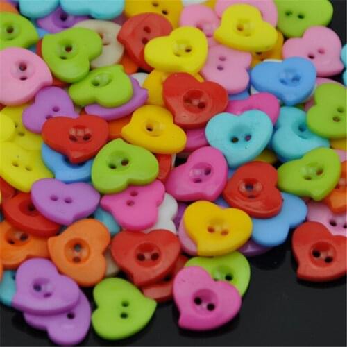100 pcs Plastic Heart 2 Hole Button craft mix Sewing Craft 15*17 mm PT67