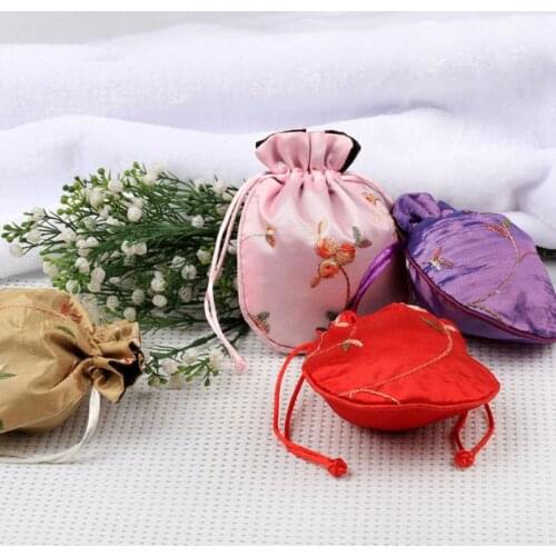 1pc Traditional Silk Travel Pouch Classic Chinese Embroidery Jewelry Packaging Bag Organizer Handbags