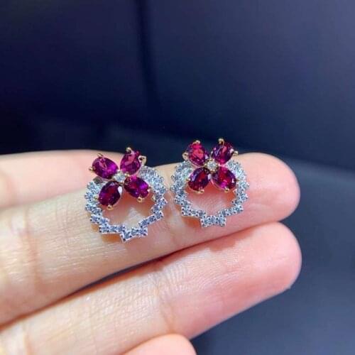 Elegant lovely Clover annulus natural pyrope stud earrings Natural red garnet earrings 925 silver girl wedding gift jewelry