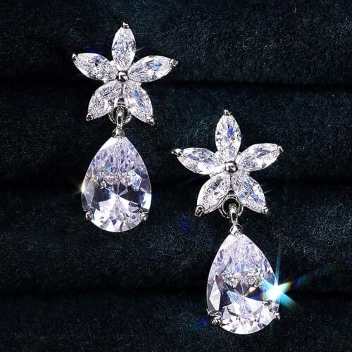 Charm White Zircon Wedding Earrings Vintage Silver Color Small Stud Earrings Trendy Female Star Crystal Stone Earrings For Women
