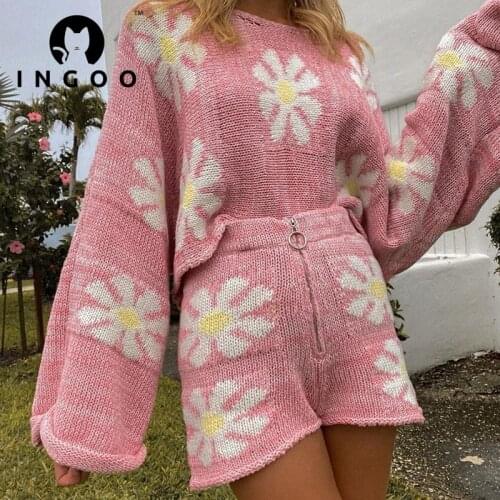 INGOO Autumn Fashion Color Flower Sweater Set Women Flare Sleeve Loose Short Suit O Neck Top Winter Casual Shorts Two Piece Sets