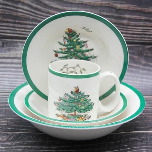 4 pcs/ Set Christmas Tree Ceramic Dinnerware Set Breakfast Plate Beef Dishes Dessert Dish Fruit Snack Plate Simple