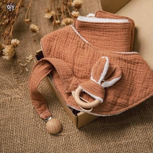 Lets Make 3PCS Baby Bib Set 2021 New Bib Pacifier Chain Bracelet Tooth Rope Cartoon Cotton Baby Supplies Feeding Accessory Set