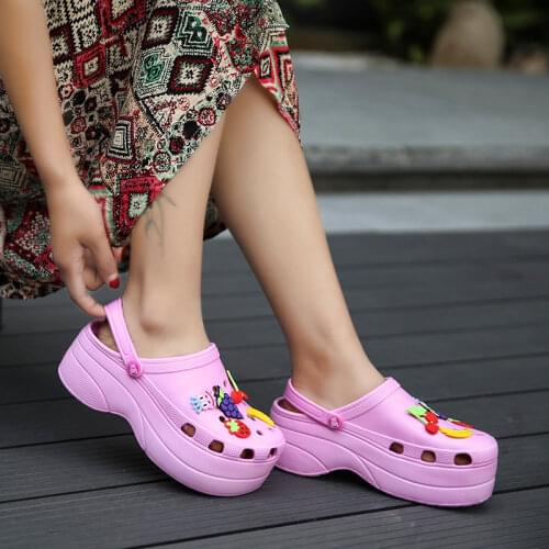 Summer Women Slippers Platform Clogs Outdoor Garden Shoes Female Pool Sandals Bathroom Flip Flops Mules Beach Slippers Feminino