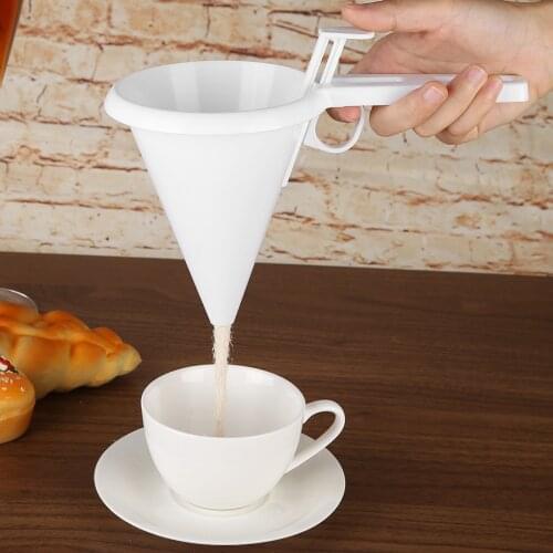 New Cupcakes Pancakes Cookie Cake Muffins Baking Waffles Batter Dispenser Cream Speratator Measuring Cup baking tools for cakes