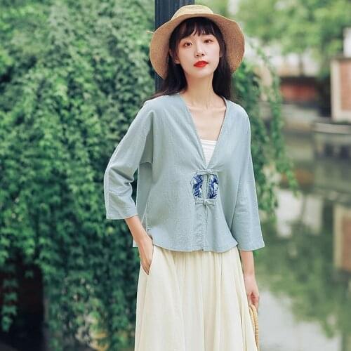 Chinese Style Clothing Women 2021 Summer Cheongsam Top Cotton Loose Chemise Oversize Femme Tunics Embroidery Vintage Shirt 30946